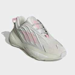 Η καλύτερη συμφωνία 😉 Casual | Lifestyle 👟 Sneakers Adidas Originals Ozrah Παιδικά Παπούτσια GREONE/CRYWHT/BEAMPK 🔥 -Παιδικά Παπούτσια Εκπτώσεις adidas originals ozrah j 4