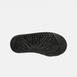 Το φθηνότερο 🧨 Μποτάκια UGG Classic II Mini Παιδικές Μπότες DARK BLUE-BLACK ⭐ -Παιδικά Παπούτσια Εκπτώσεις ugg k classic mini ii 11